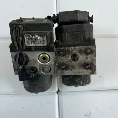 Volkswagen Passat ABS Beyini 8E0 614 111 AB, 8E0614111AB